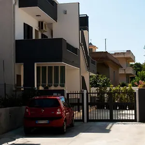  Appartamento Mareinsicilia: Larica Italia